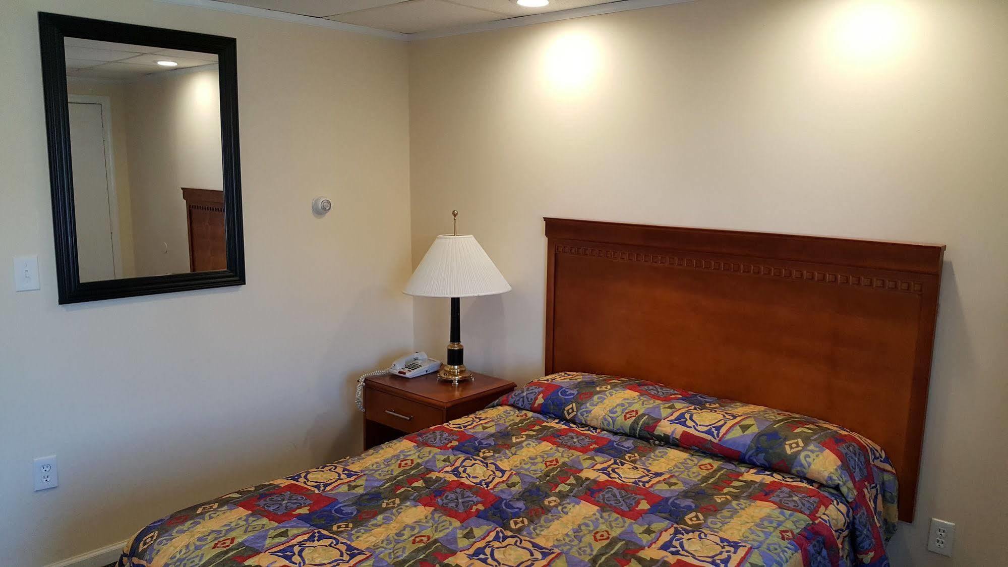 Atlantic Motel Пойнт Плезънт Бийч Екстериор снимка