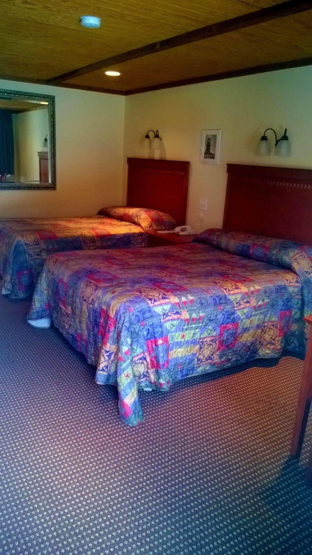 Atlantic Motel Пойнт Плезънт Бийч Екстериор снимка